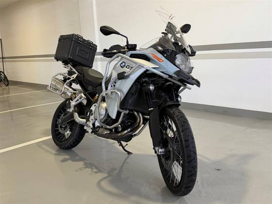 BMW F 850 GS ADVENTURE PREMIUM BMW F 850 GS ADVENTURE PREMIUM